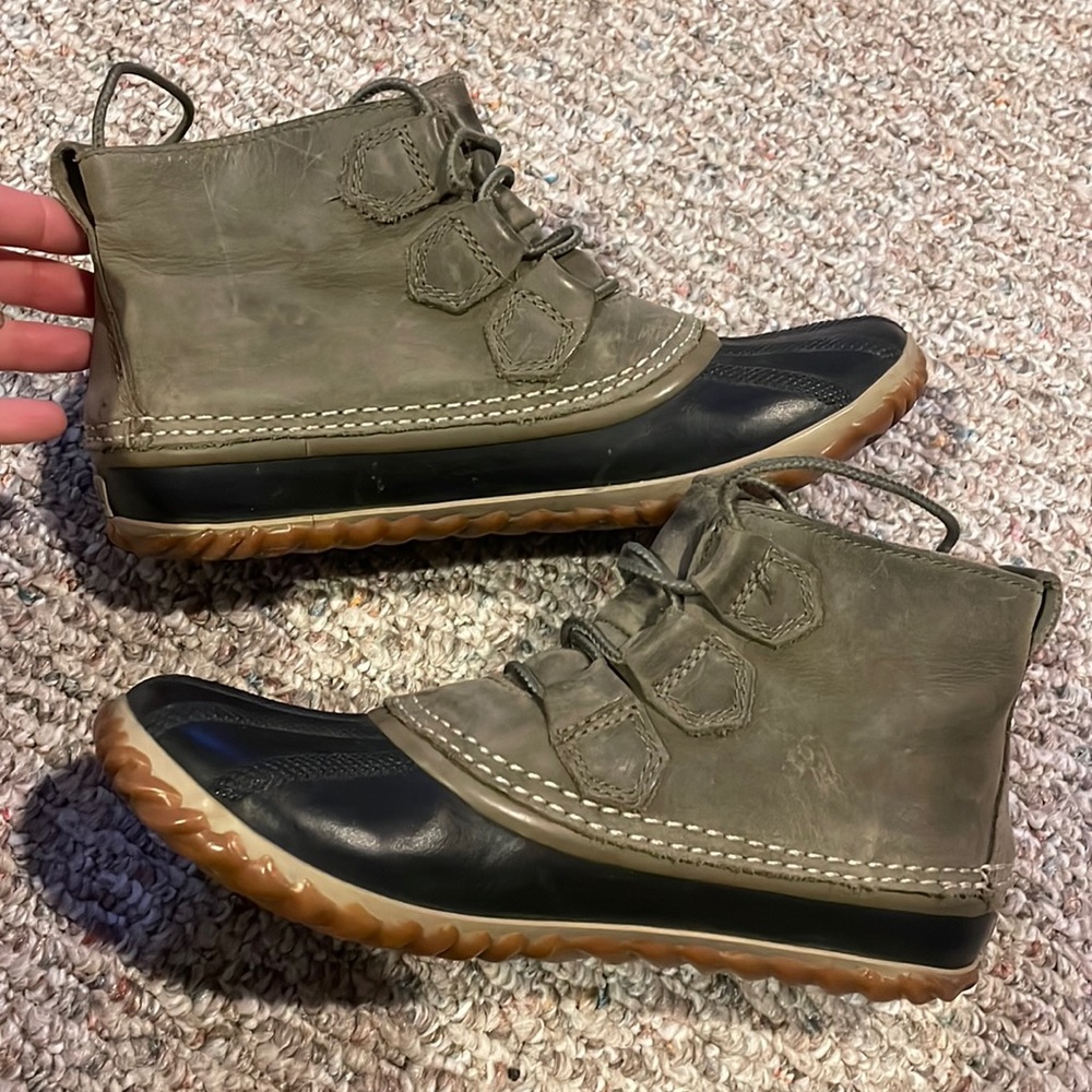 Sorel Out N About boots